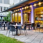 Novotel Hotel 3*