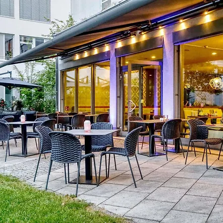 نوفوتيل إيرلانغين فندق 3*