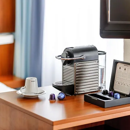 Novotel Hotel 3*