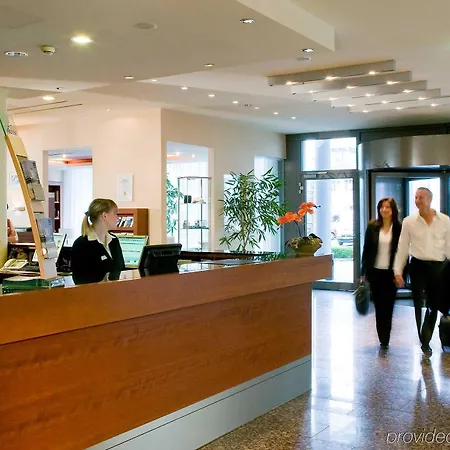 Hotell Novotel 3*
