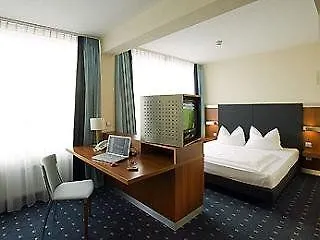 Novotel Hotel 3*