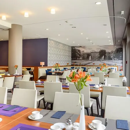 نوفوتيل إيرلانغين فندق